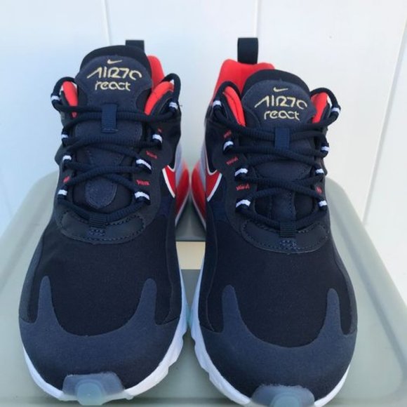 Air Max 270 React - Picture 1 of 4